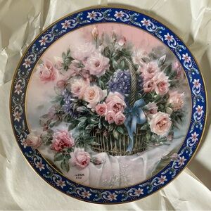 Limited Edition Collector Plate “Roses” by Lena Liu